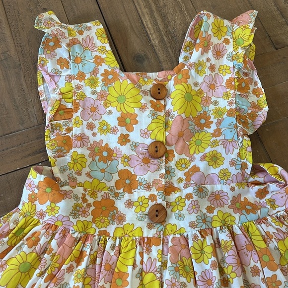Wren & James retro floral pinafore dress boutique vibrant button ruffles 7-8 - Picture 8 of 8